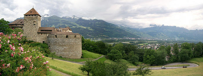 Ad: 800px-ViewFromVaduzCastle.jpg
Gösterim: 1686
Boyut: 49.0 KB Ad: 800px-ViewFromVaduzCastle.jpg
Gösterim: 1686
Boyut: 49.0 KB