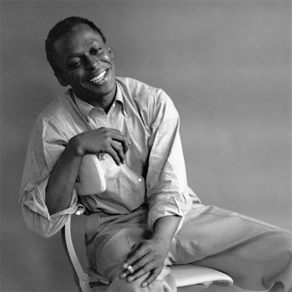 Ad: Miles_Davis_by_Palumbo.jpg
Gösterim: 321
Boyut: 81.0 KB