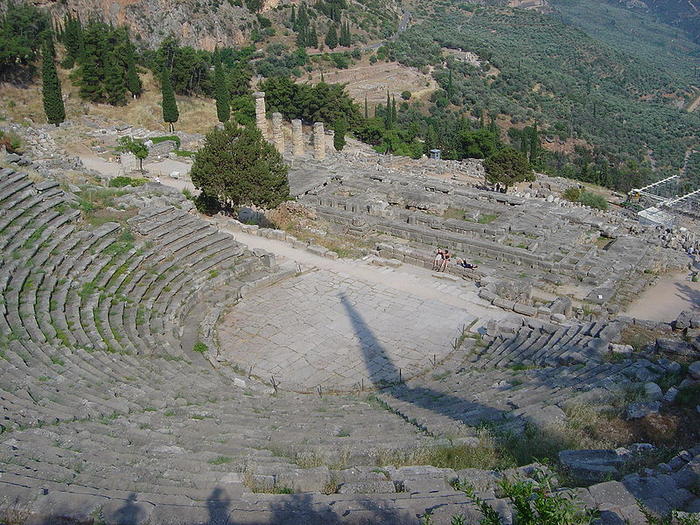 Ad:  800px-Delphi_amphitheater_from_above_dsc06297.jpg
Gsterim: 279
Boyut:  110.4 KB