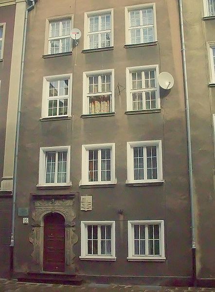 Ad:  442px-Daniel_Fahrenheit's_birthplace.jpg
Gsterim: 488
Boyut:  53.4 KB