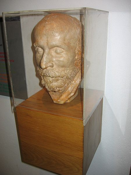 Ad: 450px-Matamala_-_Gaudí.jpg
Gösterim: 499
Boyut: 39.7 KB