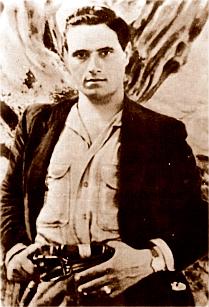 Ad: SalvatoreGiuliano.jpg
Gösterim: 535
Boyut: 17.7 KB Ad: SalvatoreGiuliano.jpg
Gösterim: 535
Boyut: 17.7 KB