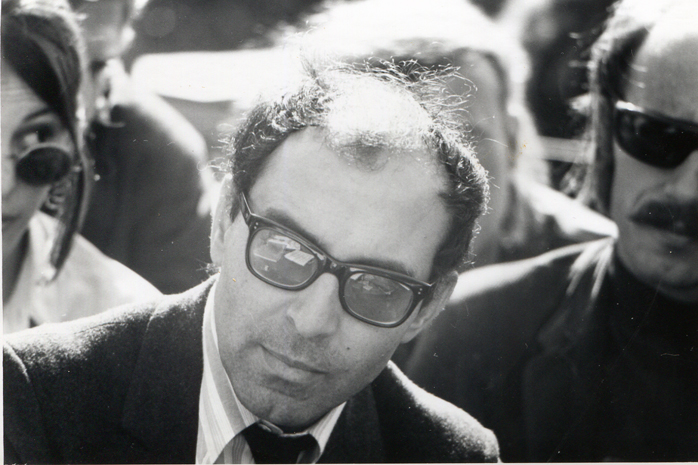Ad:  Jean-Luc_Godard_at_Berkeley,_1968_(1).jpg
Gsterim: 296
Boyut:  272.0 KB