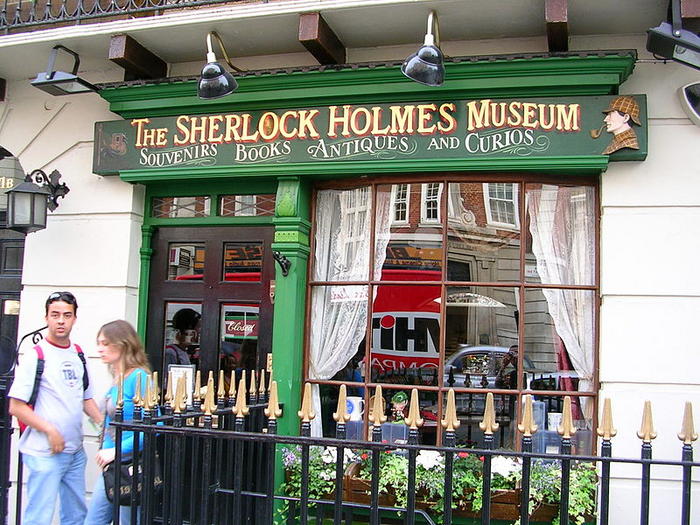 Ad:  800px-Sherlock_Holmes_museum.jpg
Gsterim: 1793
Boyut:  100.5 KB