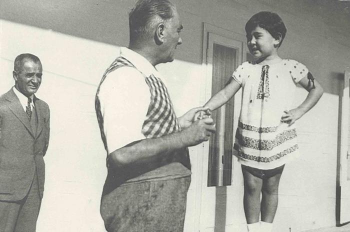 Ad: ulku-adatepe_2.jpg
Gösterim: 961
Boyut: 39.7 KB