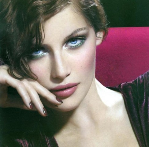 Ad: Laetitia_Casta_2.jpg
Gösterim: 1966
Boyut: 45.9 KB