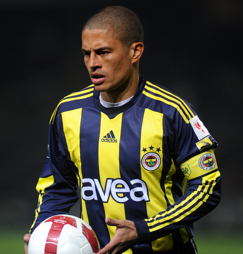 Ad:  Alex_deSouza_1.jpg
Gsterim: 1173
Boyut:  114.4 KB