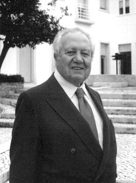 Ad: Mário Soares2.jpg
Gösterim: 277
Boyut: 14.8 KB Ad: Mário Soares2.jpg
Gösterim: 277
Boyut: 14.8 KB