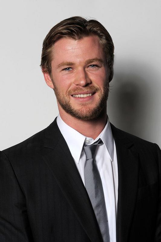 Ad:  Chris_Hemsworth_1.jpg
G�sterim: 394
Boyut:  34.7 KB