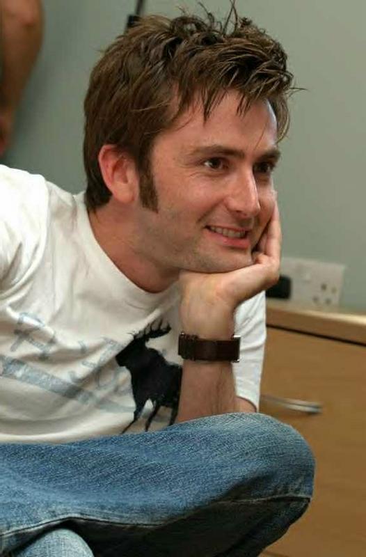 Ad: David_Tennant_3.jpg
Gösterim: 253
Boyut: 46.6 KB