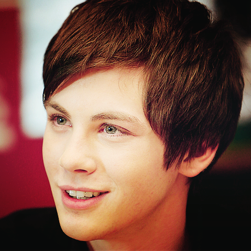 Ad:  Logan_Lerman_1.png
G�sterim: 467
Boyut:  387.2 KB