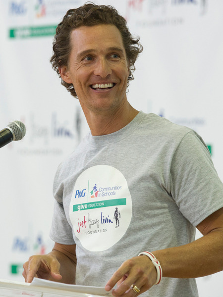 Ad:  Matthew_McConaughey_1.jpg
Gsterim: 365
Boyut:  71.8 KB