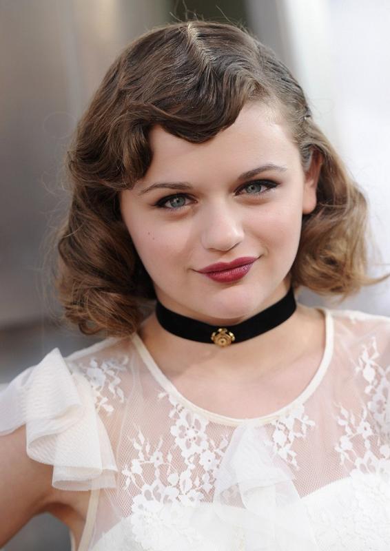 Ad:  Joey King.jpg
Gsterim: 536
Boyut:  46.4 KB