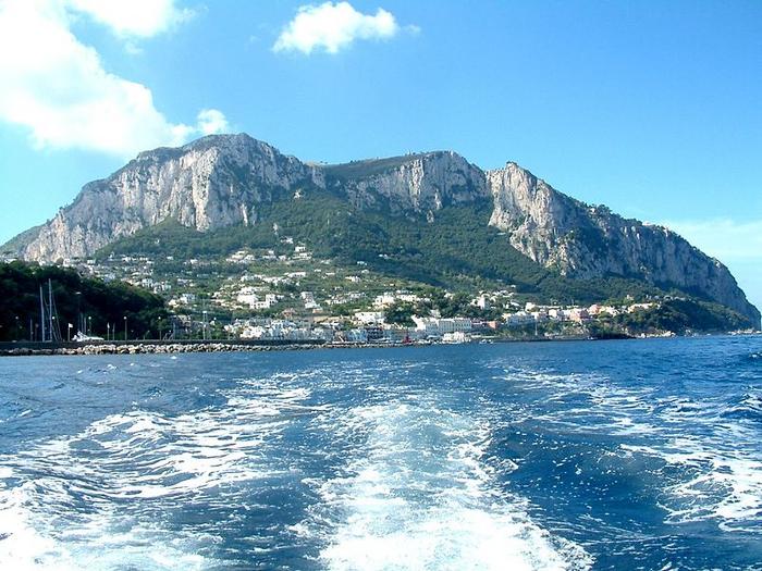Ad: Capri Adası.jpg
Gösterim: 305
Boyut: 85.5 KB Ad: Capri Adası.jpg
Gösterim: 305
Boyut: 85.5 KB