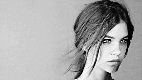 Ad:  tumblr_m10a1cRLWa1qfcq0wo1_500.gif
G�sterim: 389
Boyut:  379.1 KB