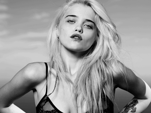 Ad:  lips.jpg
Gsterim: 330
Boyut:  67.9 KB