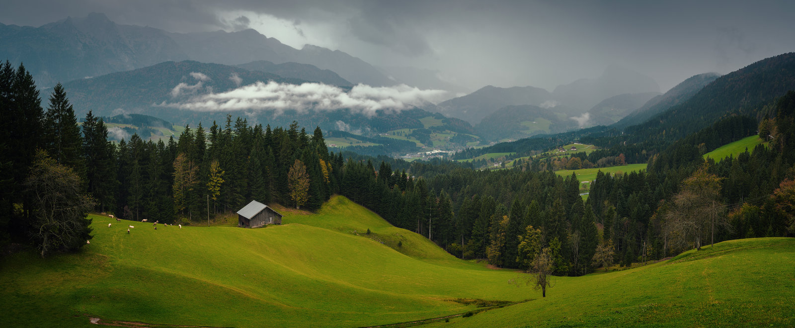 Ad:  austrian_lands_by_alexgutkin-d8xwbx2.jpg
Gsterim: 245
Boyut:  239.6 KB