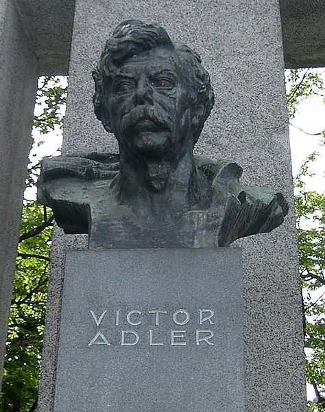 Ad:  474px-Republikdenkmal_-_Victor_Adler_by_Anton_Hanak.jpg
Gsterim: 230
Boyut:  91.0 KB