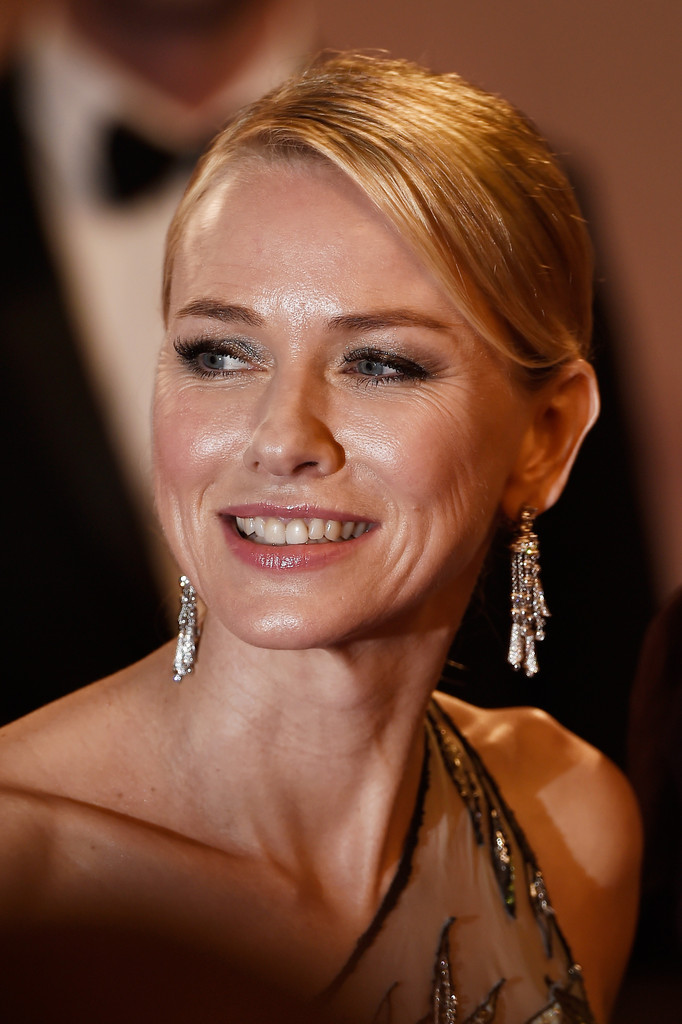 Ad:  Naomi+Watts+Sea+Trees+Premiere+68th+Annual+QAiQopq7s5Jx.jpg
Gsterim: 645
Boyut:  144.6 KB
