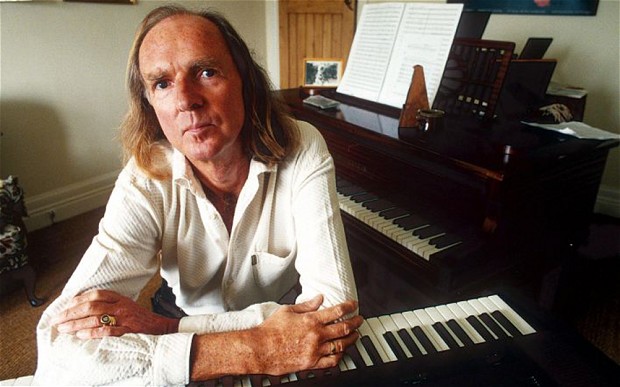 Ad:  Tavener-compose_2733367b.jpg
Gsterim: 292
Boyut:  63.7 KB