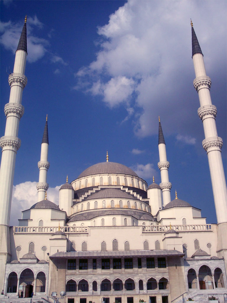 Ad:  Kocatepe_Mosque_Ankara.jpg
Gsterim: 288
Boyut:  422.5 KB