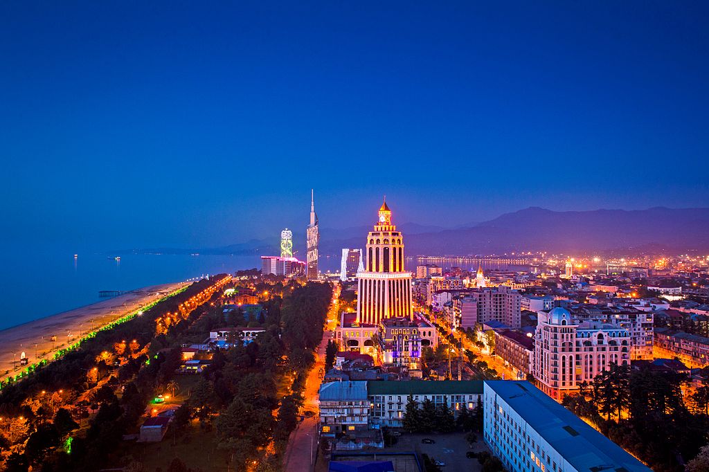 Ad: 1024px-Panoramic_view_of_Batumi_at_night.jpg
Gösterim: 337
Boyut: 121.9 KB