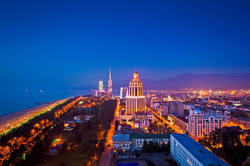 Ad:  1024px-Panoramic_view_of_Batumi_at_night.jpg
Gsterim: 267
Boyut:  121.9 KB