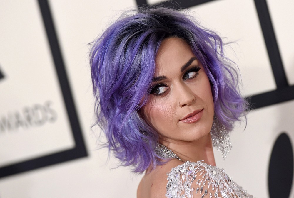 Ad:  Katy+Perry+Arrivals+Grammy+Awards+gK2JDXHcIIXx.jpg
Gsterim: 246
Boyut:  135.7 KB