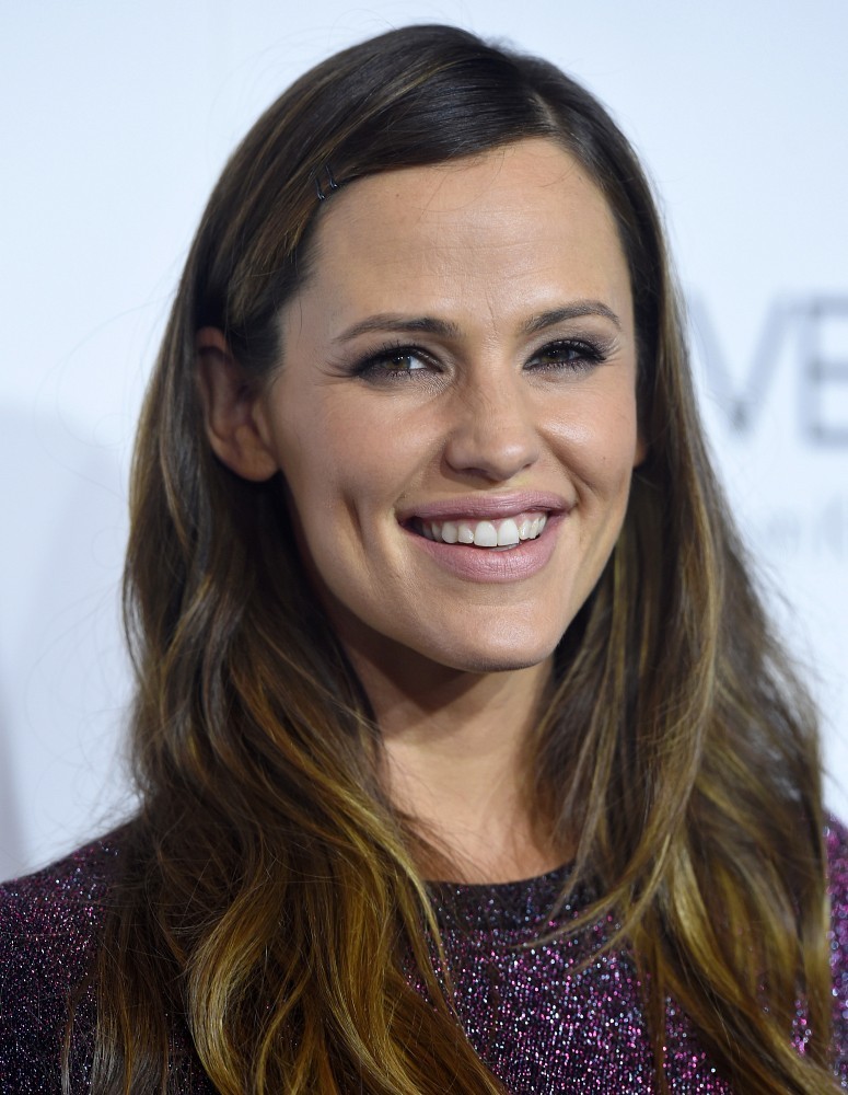 Ad: Jennifer+Garner+Stars+ELLE+Women+Hollywood+ScreyhCEYLBx.jpg
Gösterim: 670
Boyut: 158.0 KB