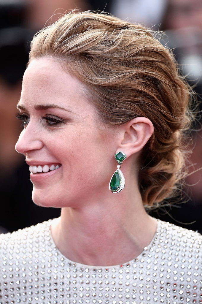 Ad:  Emily+Blunt+Sicario+Premiere+68th+Annual+Cannes+v-eR121HlJox.jpg
G�sterim: 357
Boyut:  224.0 KB