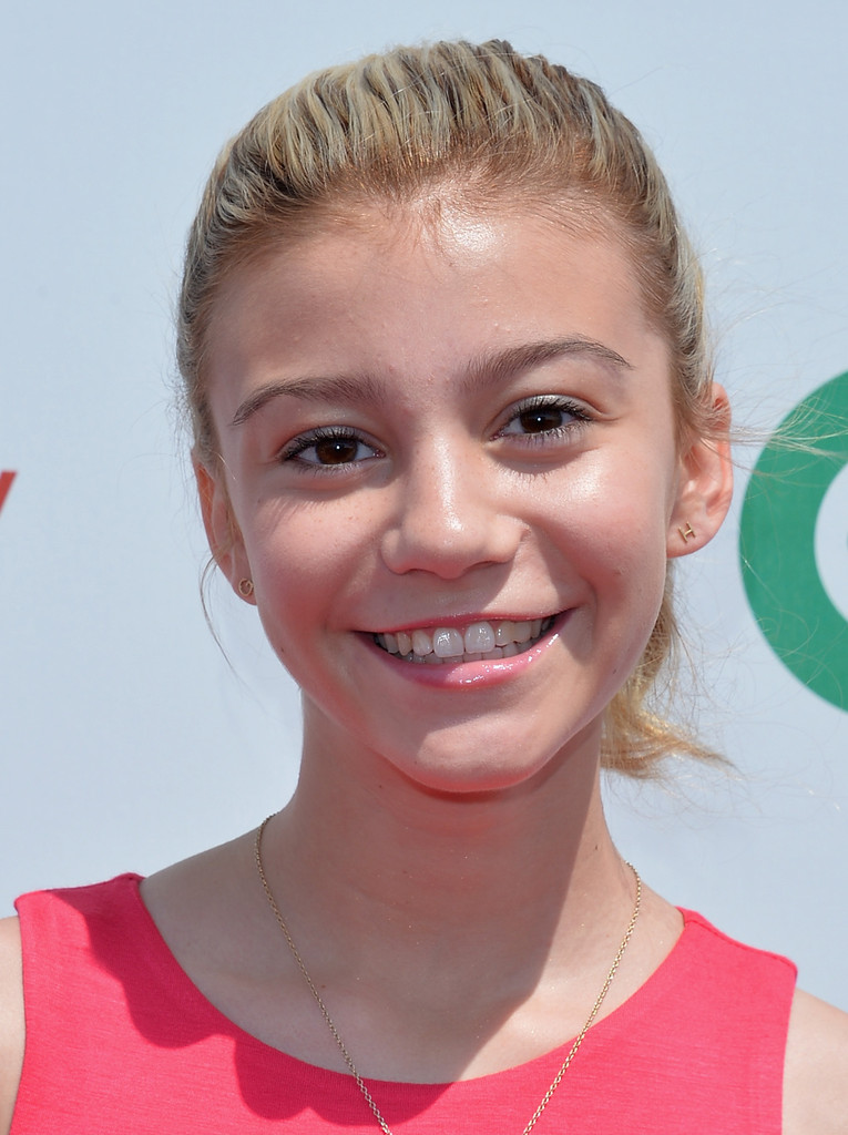 Ad:  G+Hannelius+Rachel+Zoe+Molly+Sims+Host+Ovarian+gIROFtL2ohXx.jpg
Gsterim: 594
Boyut:  160.9 KB
