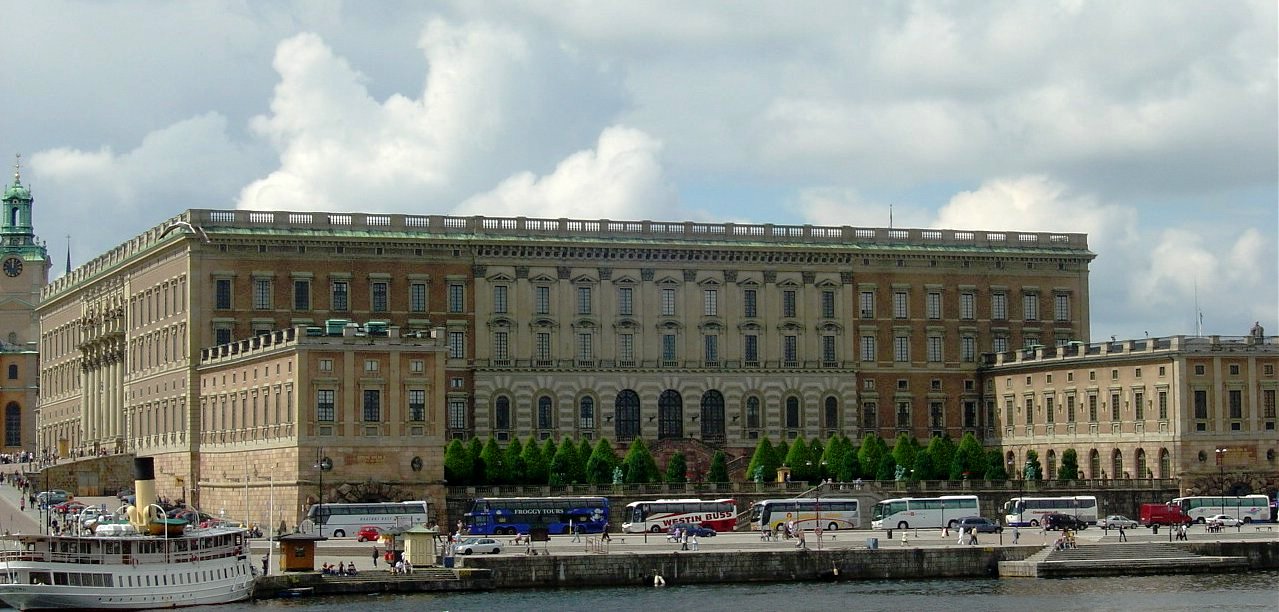 Ad:  Royal-Palace-Stockholm.jpg
Gsterim: 248
Boyut:  173.7 KB