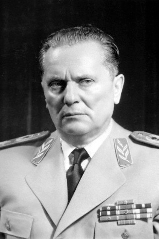 Ad: Josip_Broz_Tito_uniform_portrait.jpg
Gösterim: 426
Boyut: 91.0 KB