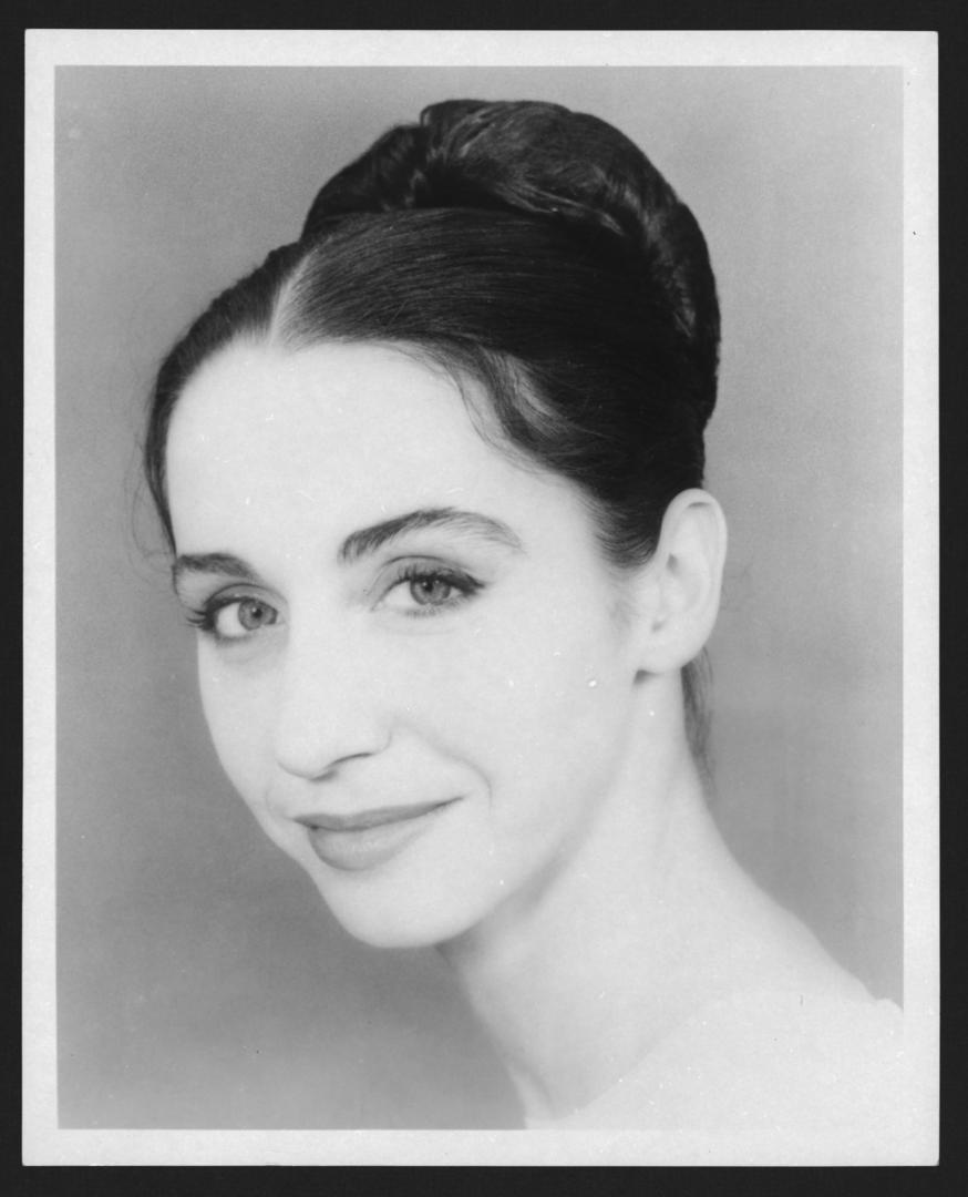 Ad:  JoyceTrisler.jpg
G�sterim: 339
Boyut:  56.0 KB