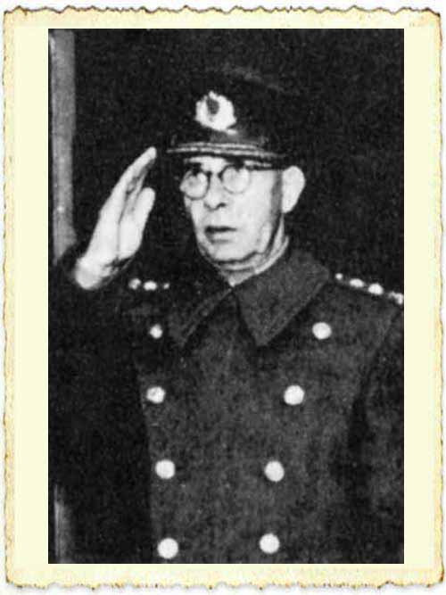 Ad:  turkiyenin-8-genelkurmay-baskani-ismail-hakki-tunaboylunun-resmi-834.jpg
Gsterim: 598
Boyut:  35.2 KB