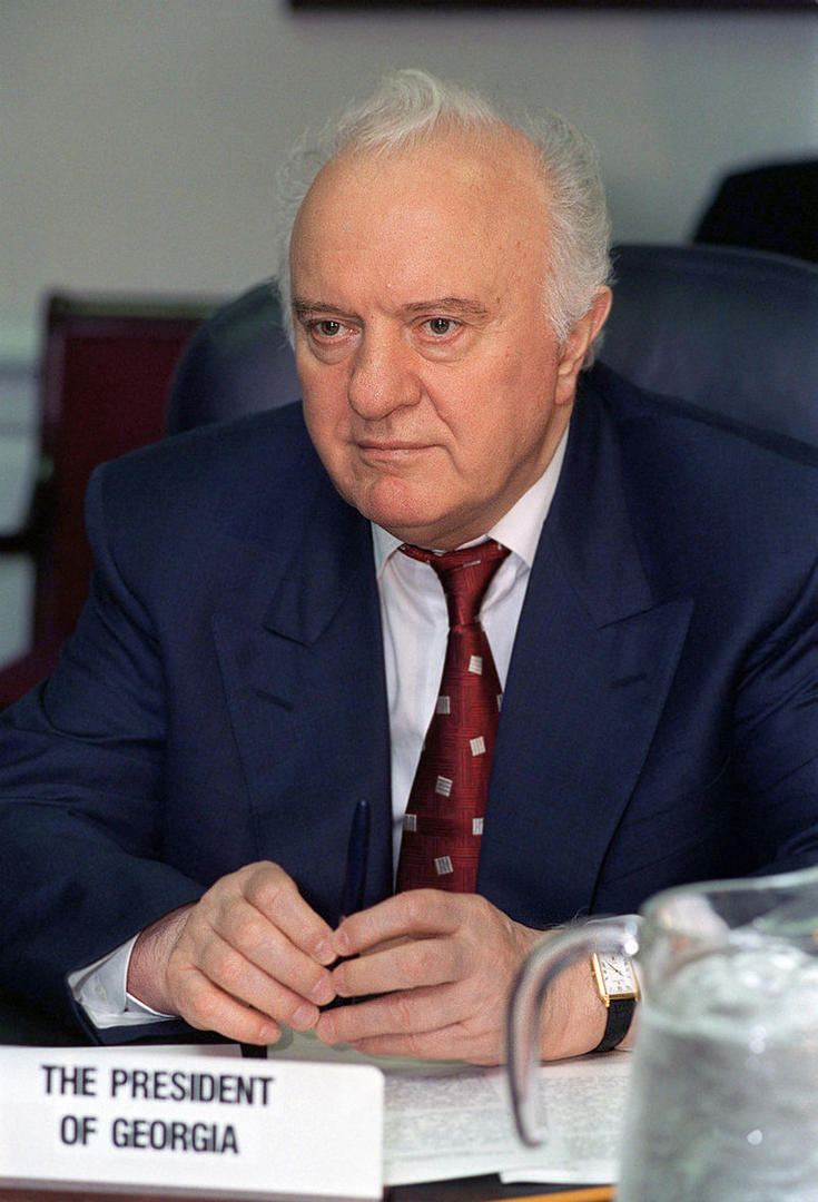 Ad:  Eduard_shevardnadze.jpg
Gsterim: 397
Boyut:  99.7 KB
