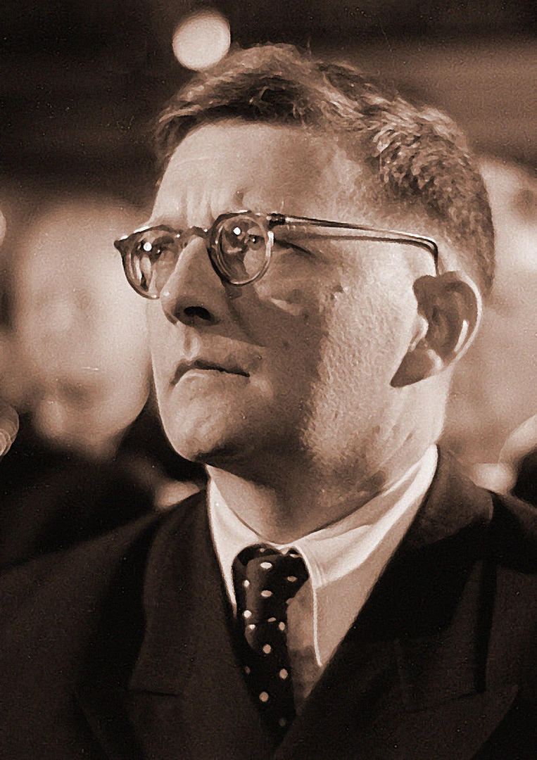 Ad: 800px-Dmitri_Shostakovich_credit_Deutsche_Fotothek_adjusted.jpg
Gösterim: 790
Boyut: 138.5 KB