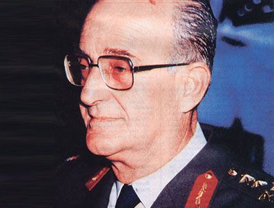 Ad:  20110411_komuta-kademesi-haydar-saltik-in-cenazesinde-bulustu_k.jpg
Gsterim: 837
Boyut:  22.2 KB