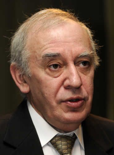 Ad: sandauer_artur_pap_gratis.jpg
Gösterim: 320
Boyut: 20.4 KB