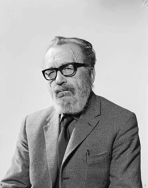 Ad:  58371_Aksel_Sandemose.jpg
Gsterim: 333
Boyut:  66.2 KB