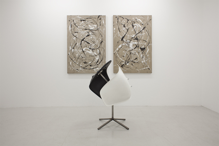 Ad:  eames_chairs_750px.jpg
Gsterim: 543
Boyut:  176.9 KB