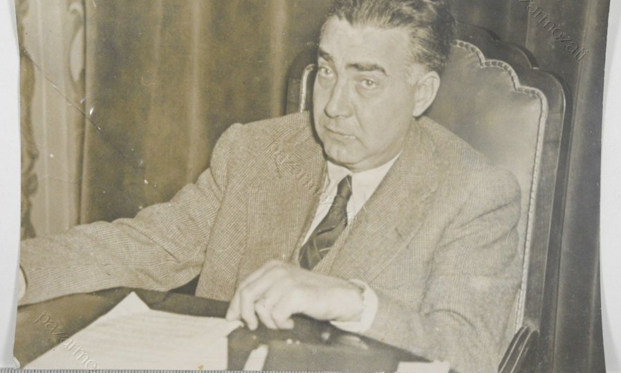 Ad:  194.jpg
Gsterim: 665
Boyut:  116.8 KB