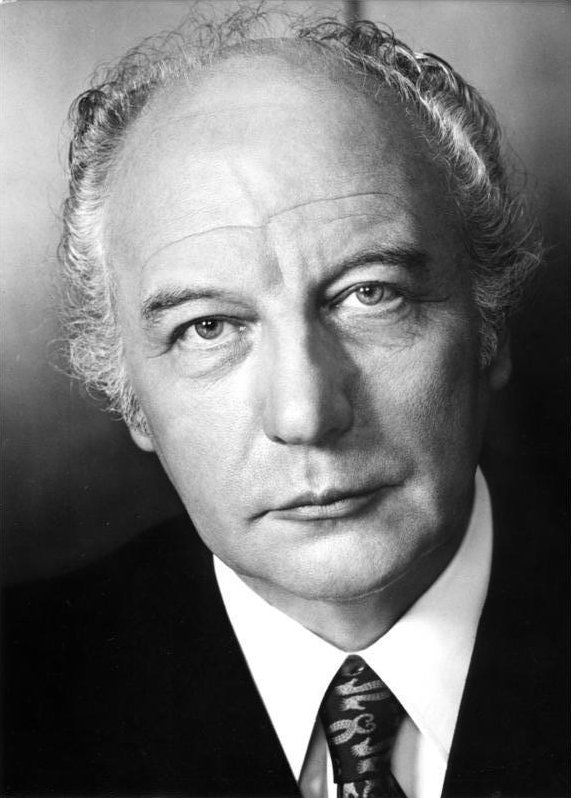 Ad: walter.schell.jpg
Gösterim: 279
Boyut: 67.4 KB Ad: walter.schell.jpg
Gösterim: 279
Boyut: 67.4 KB