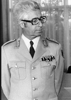 Ad: GerdSchmükle.JPG
Gösterim: 463
Boyut: 28.1 KB