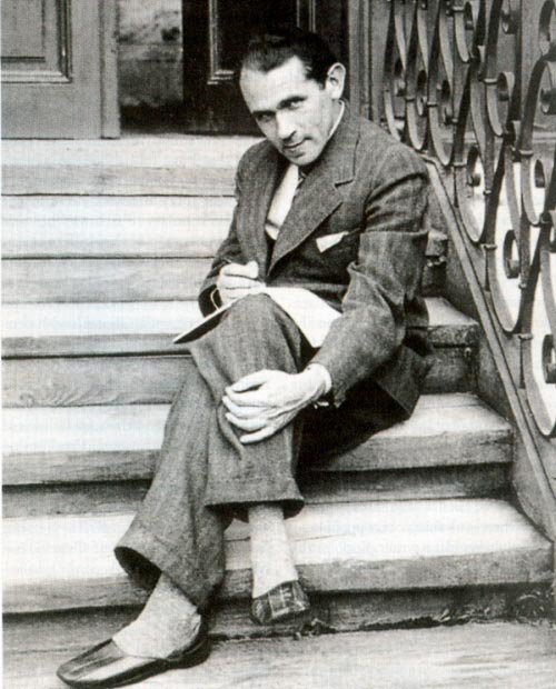 Ad:  bruno.schulz.jpg
Gsterim: 338
Boyut:  72.6 KB