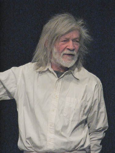 Ad:  peter.schumann.jpg
Gsterim: 376
Boyut:  34.9 KB