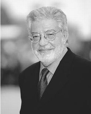 Ad:  scola.ettore.jpg
Gsterim: 412
Boyut:  12.1 KB