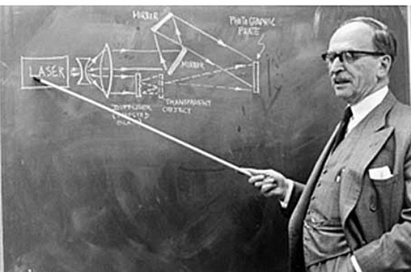 Ad:  Dennis Gabor.jpg
G�sterim: 445
Boyut:  41.9 KB