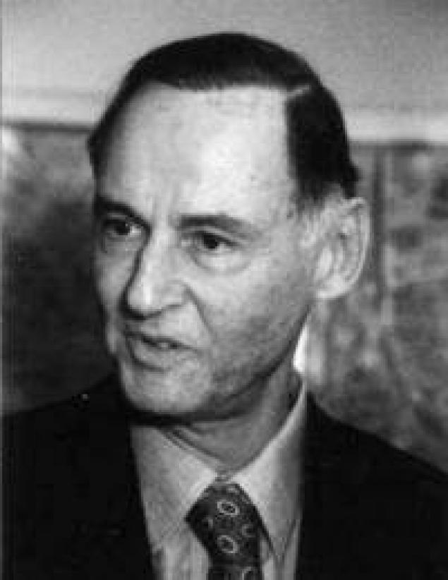 Ad:  Paul Avrich.jpg
G�sterim: 297
Boyut:  43.4 KB