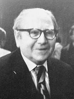 Ad:  Stefan Bergman.jpeg
Gsterim: 246
Boyut:  15.9 KB